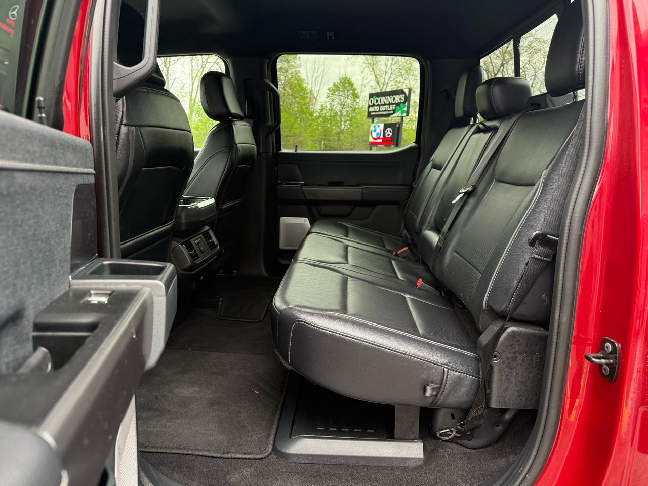 Ford F-150 Lariat SuperCrew 4WD 2025