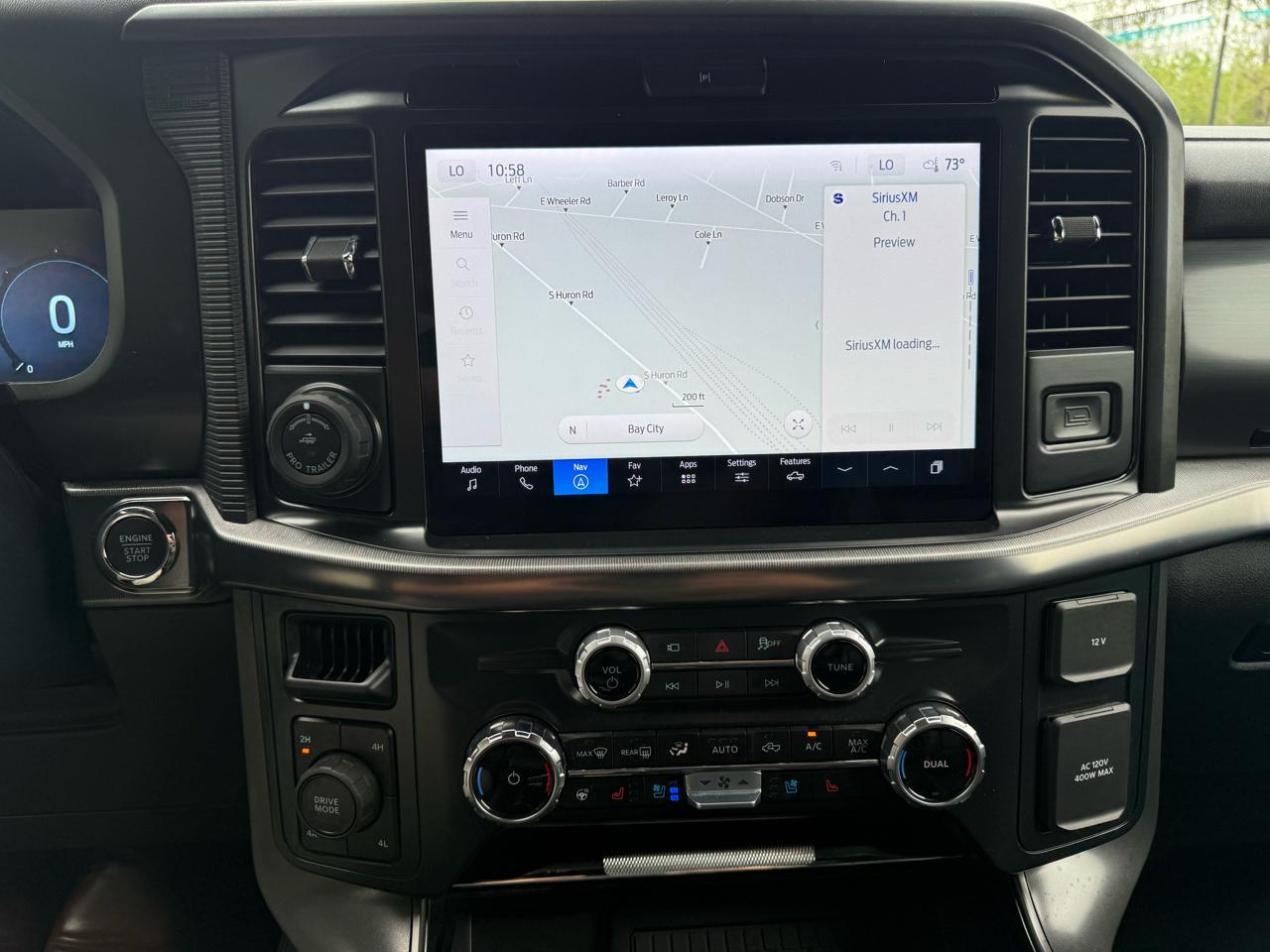 Ford F-150 Lariat SuperCrew 4WD 2025