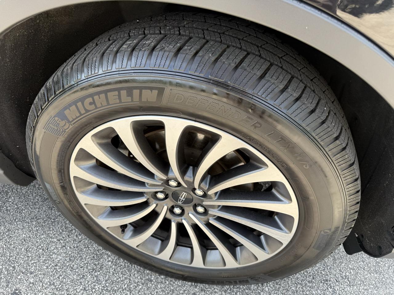 Lincoln Aviator Reserve AWD 2021