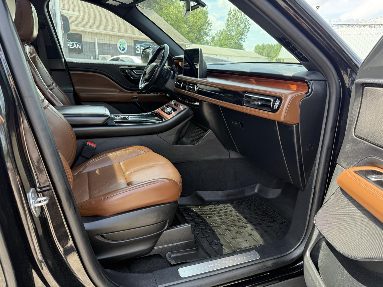 Lincoln Aviator Reserve AWD 2021