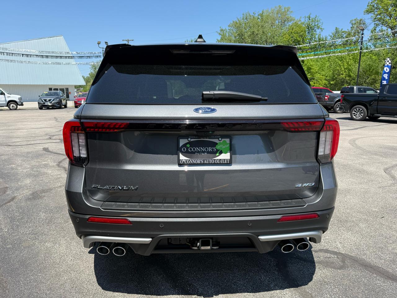 Ford Explorer Platinum AWD 2025