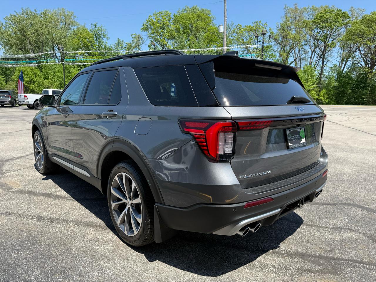 Ford Explorer Platinum AWD 2025