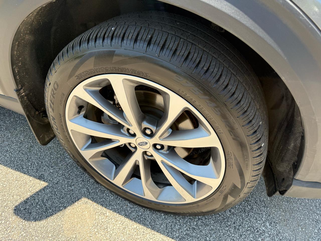 Ford Explorer Platinum AWD 2025