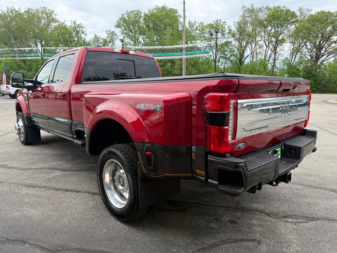 Ford F-450 SD King Ranch Crew Cab DRW 4WD 2024