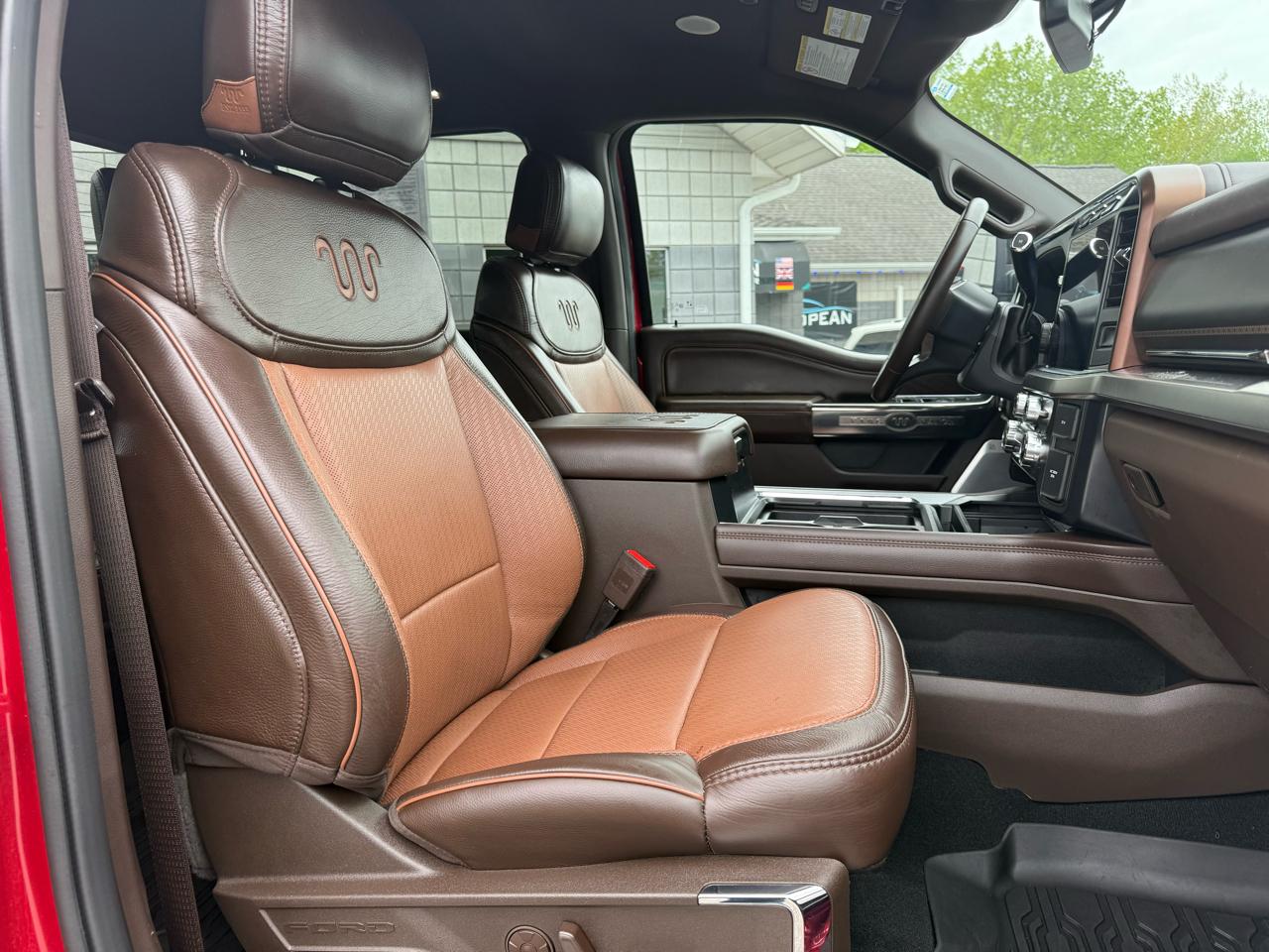 Ford F-450 SD King Ranch Crew Cab DRW 4WD 2024