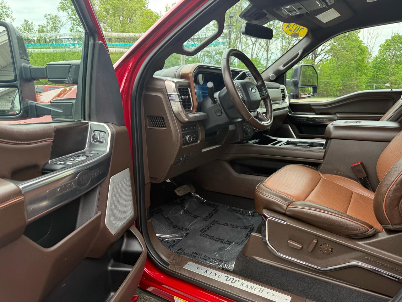 Ford F-450 SD King Ranch Crew Cab DRW 4WD 2024