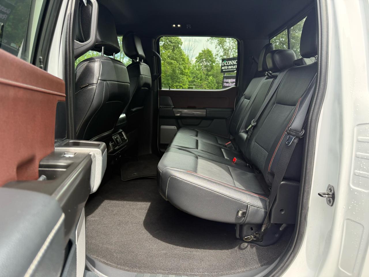 Ford F-150 SuperCrew 139" Lariat 4WD 2023