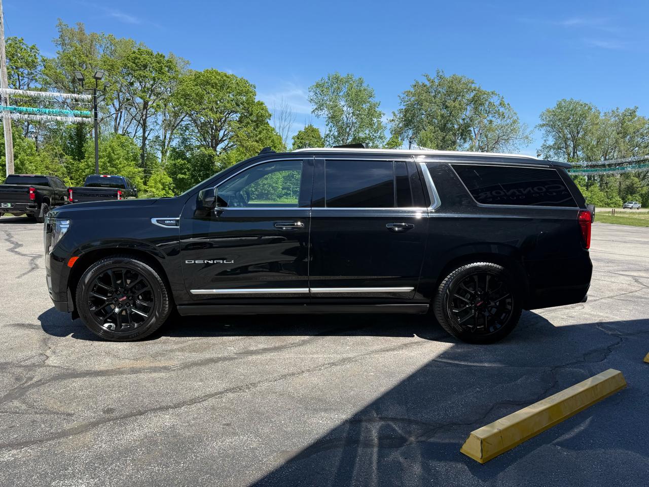 GMC Yukon XL 4WD 4dr Denali 2023