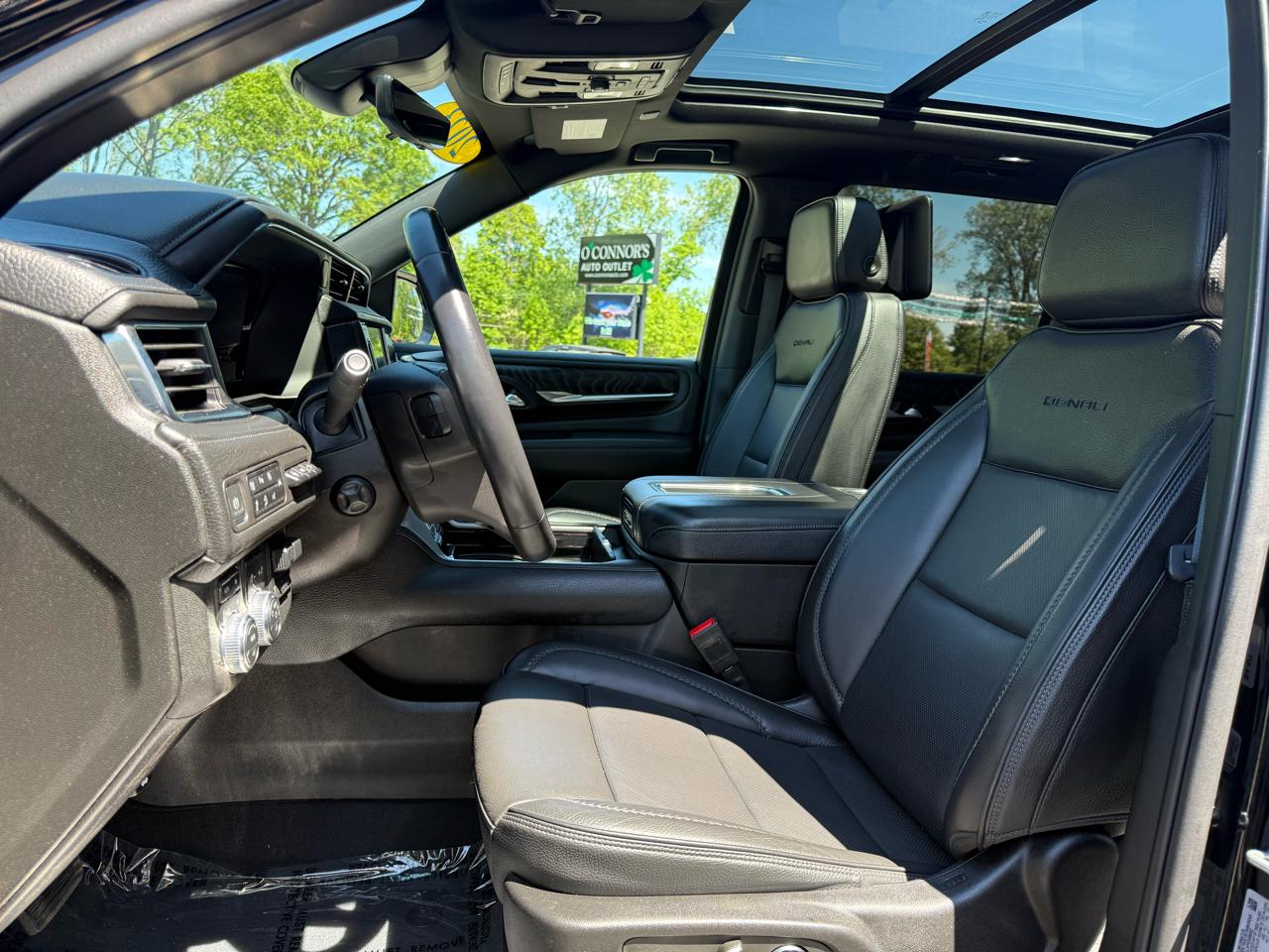 GMC Yukon XL 4WD 4dr Denali 2023
