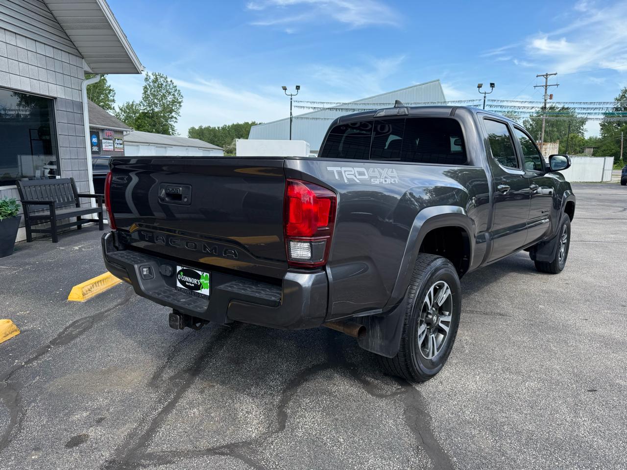 Toyota Tacoma 4WD SR5 Double Cab 6' Bed V6 AT (Natl) 2019