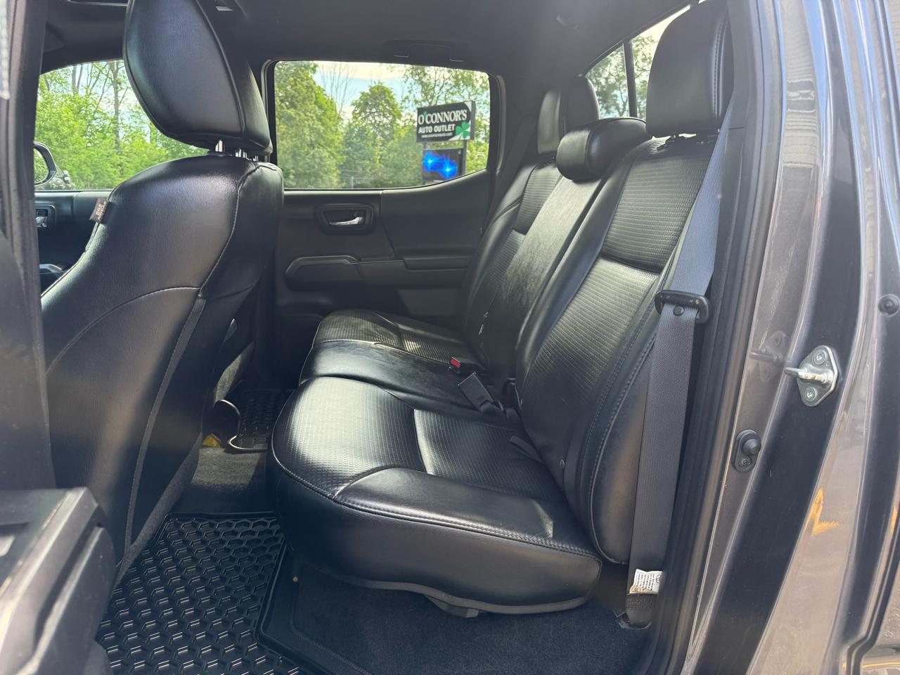Toyota Tacoma 4WD SR5 Double Cab 6' Bed V6 AT (Natl) 2019