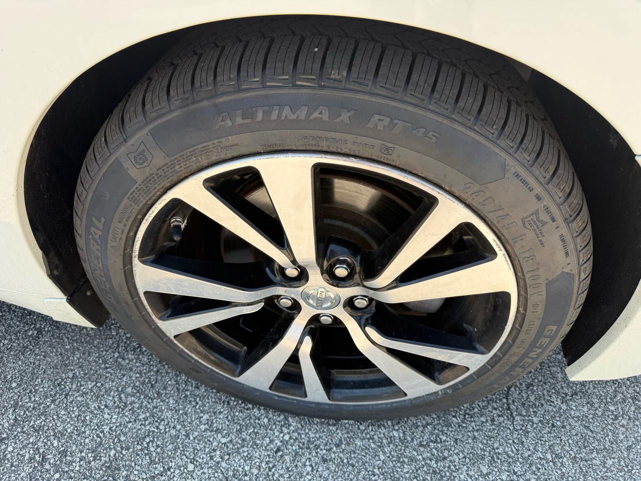 Nissan Maxima SL 3.5L 2017