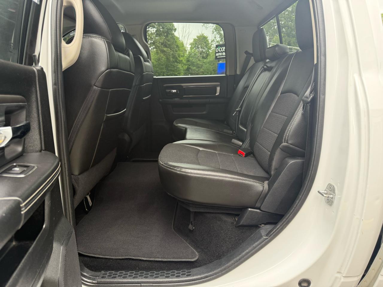 RAM 1500 Classic Crew Cab 4WD 2014