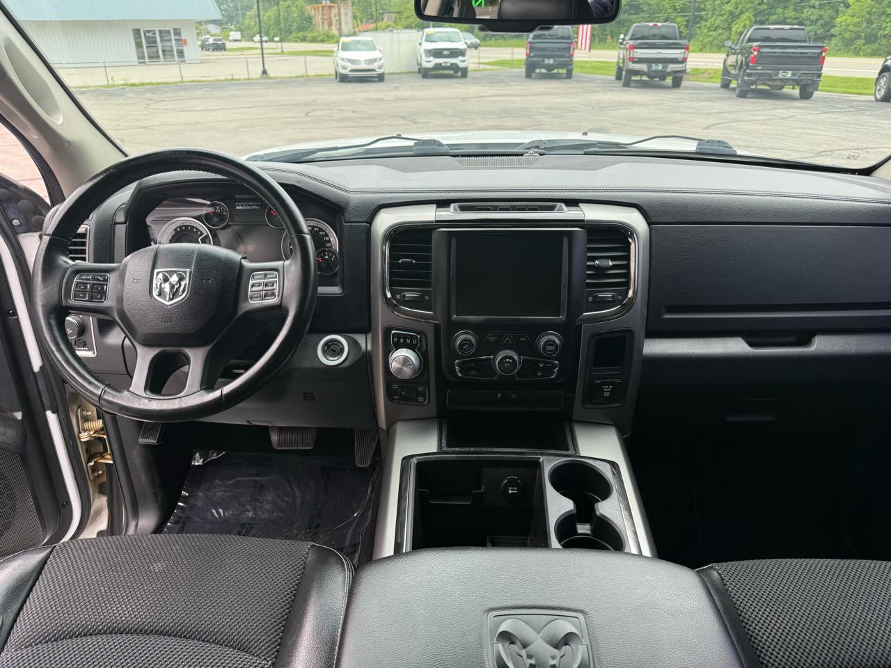 RAM 1500 Classic Crew Cab 4WD 2014