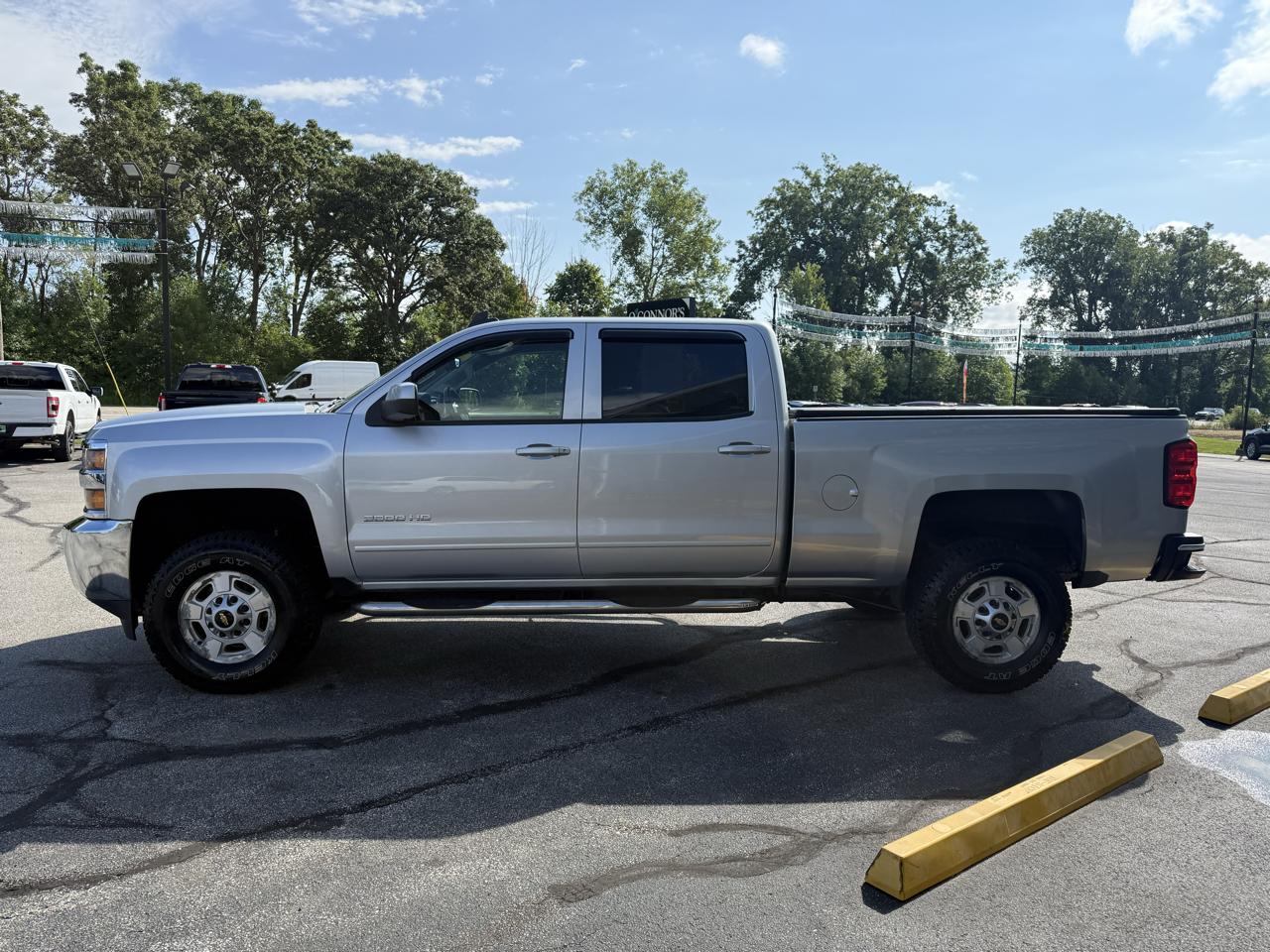 Chevrolet Silverado 2500HD 4WD Crew Cab 153.7" LT 2015