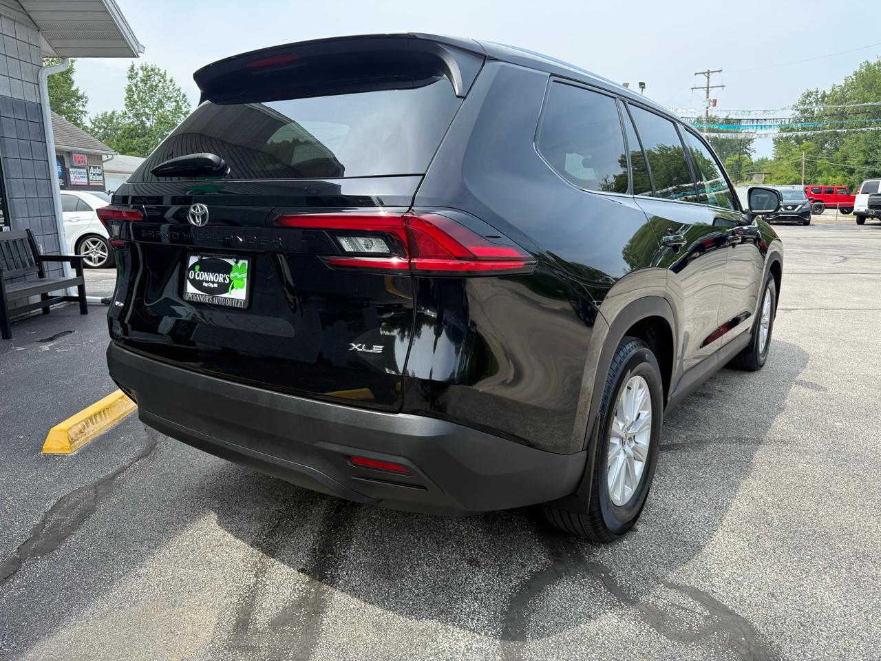 Toyota Grand Highlander XLE AWD (Natl) 2025