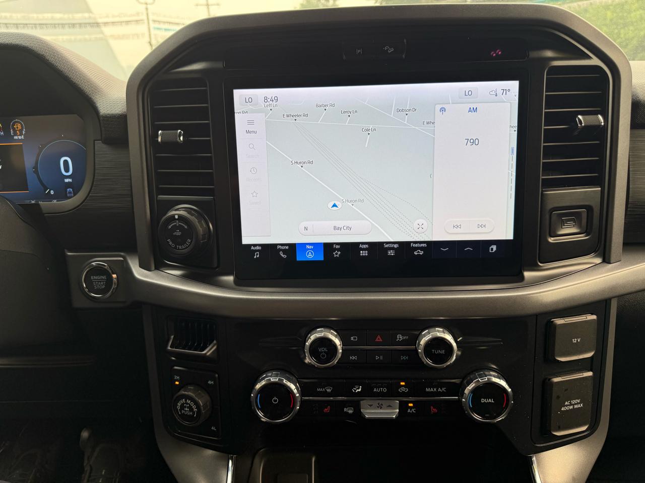 Ford F-150 XLT 4WD SuperCrew 5.5' Box 2025