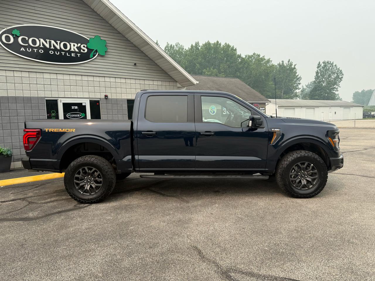 Ford F-150 Tremor 4WD SuperCrew 5.5' Box 2025