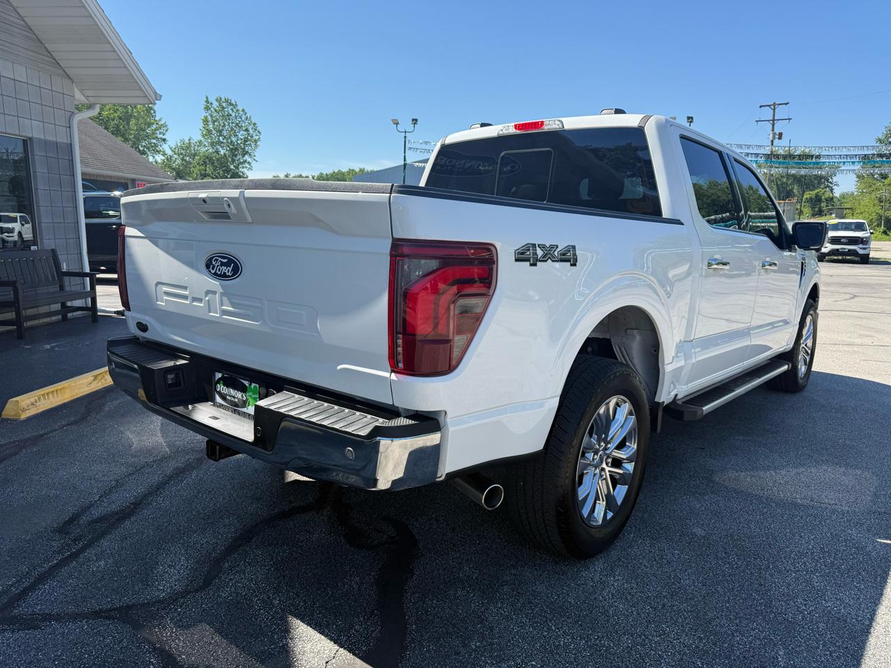 Ford F-150 Lariat 4WD SuperCrew 5.5' Box 2025