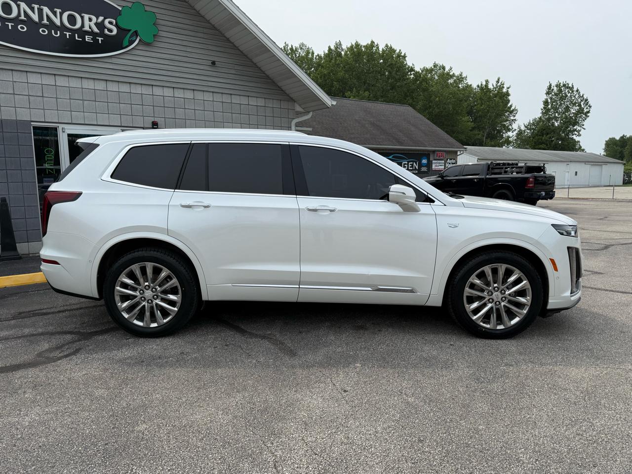 Cadillac XT6  2021
