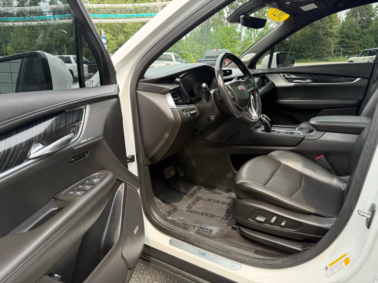 Cadillac XT6  2021