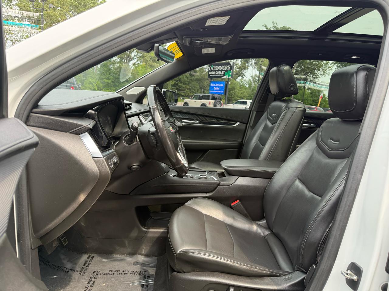 Cadillac XT6  2021
