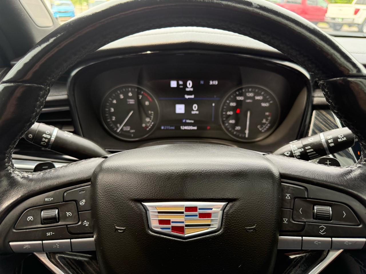 Cadillac XT6  2021