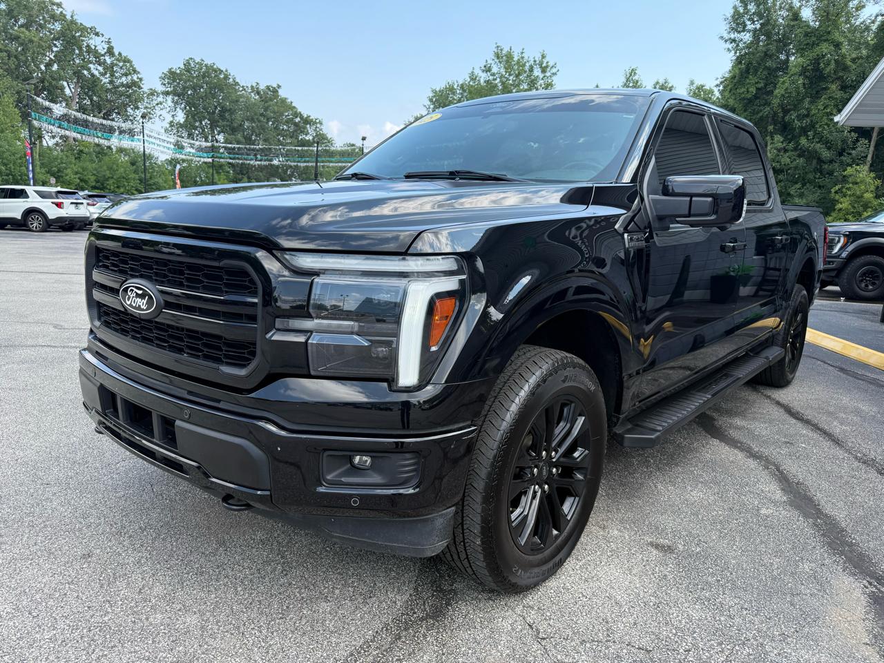 Ford F-150 Lariat 4WD SuperCrew 5.5' Box 2025