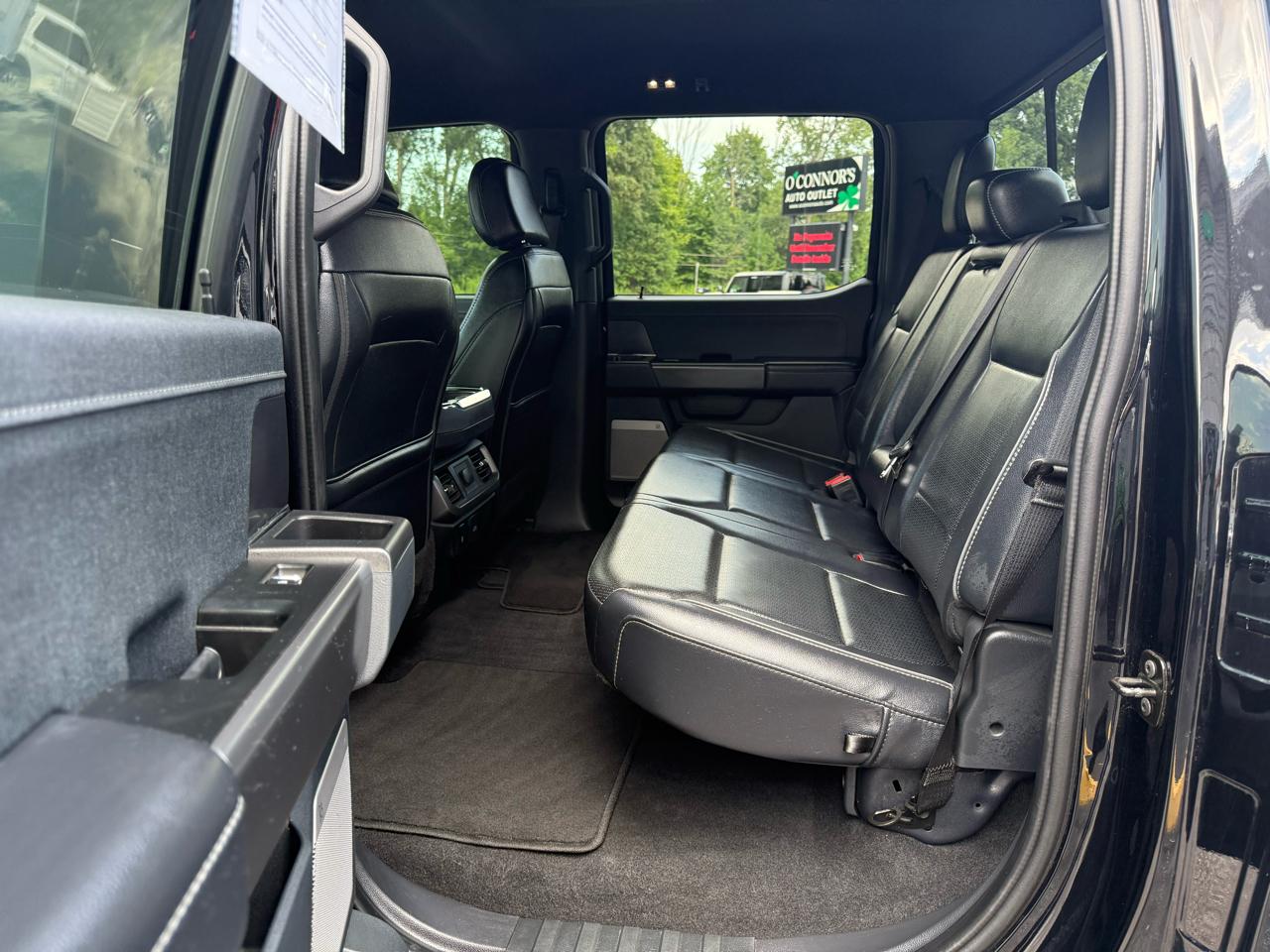 Ford F-150 Lariat 4WD SuperCrew 5.5' Box 2025