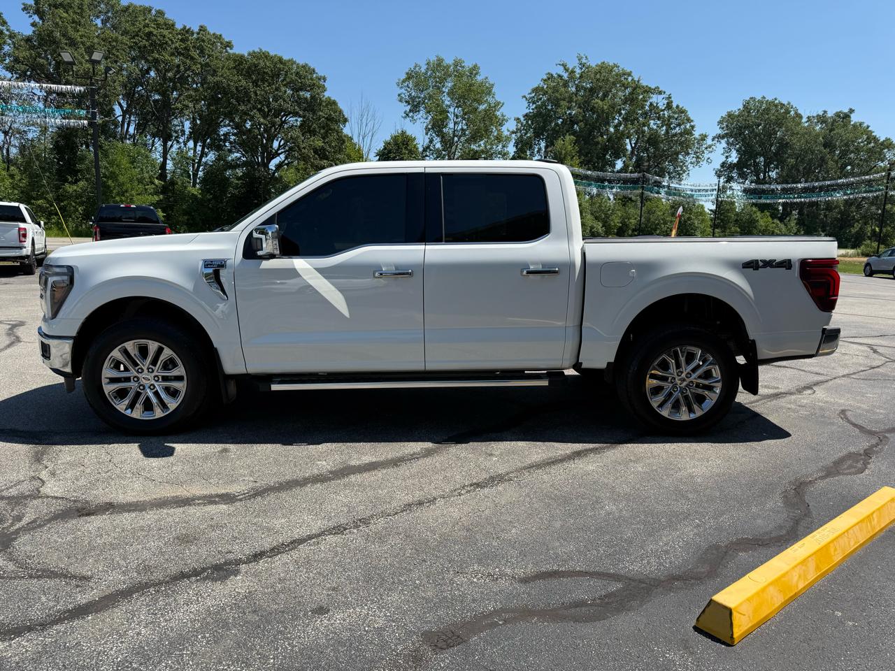Ford F-150 Lariat 4WD SuperCrew 5.5' Box 2025