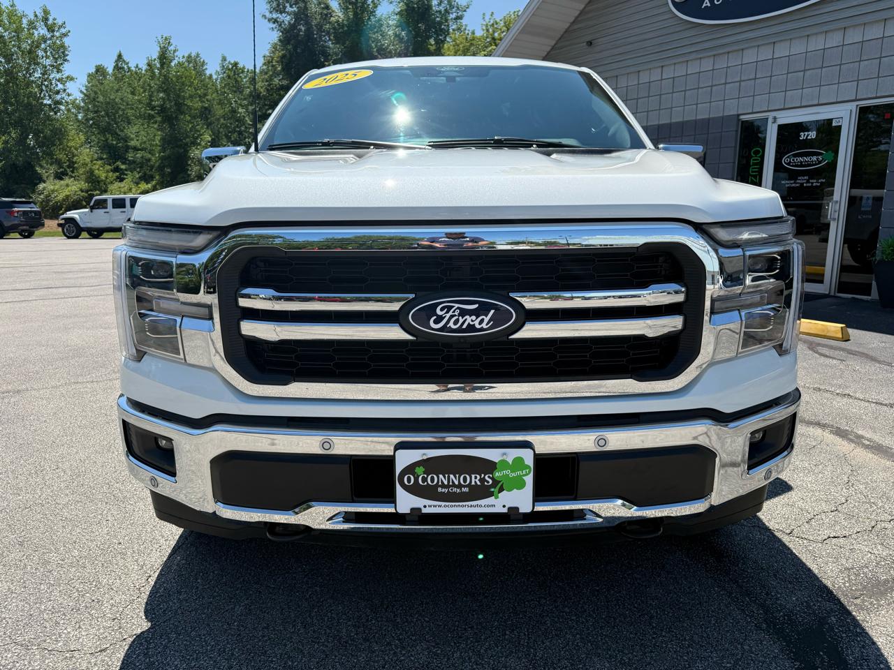 Ford F-150 Lariat 4WD SuperCrew 5.5' Box 2025