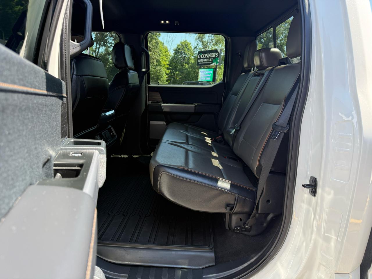 Ford F-150 Lariat 4WD SuperCrew 5.5' Box 2025