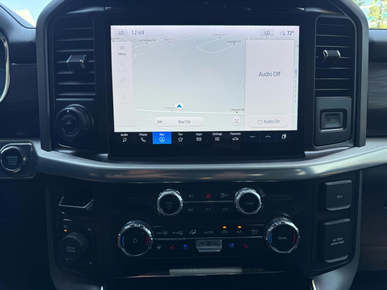 Ford F-150 Lariat 4WD SuperCrew 5.5' Box 2025