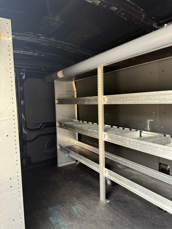 Ford Transit Cargo Van T-250 130" Med Rf 9070 GVWR RWD 2021