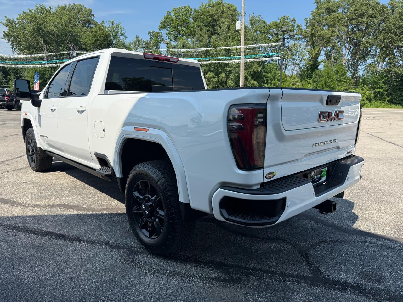 GMC Sierra 2500HD 4WD Crew Cab 159" AT4 2026