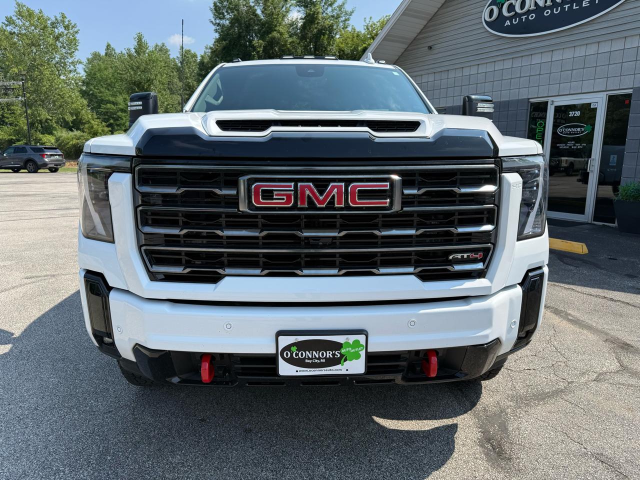 GMC Sierra 2500HD 4WD Crew Cab 159" AT4 2026