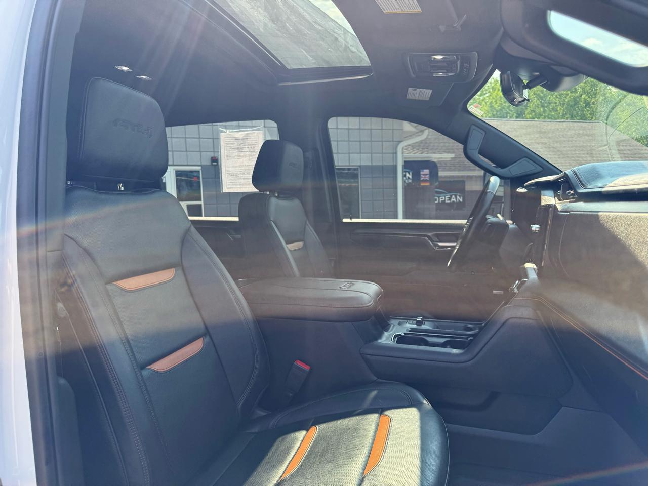 GMC Sierra 2500HD 4WD Crew Cab 159" AT4 2026