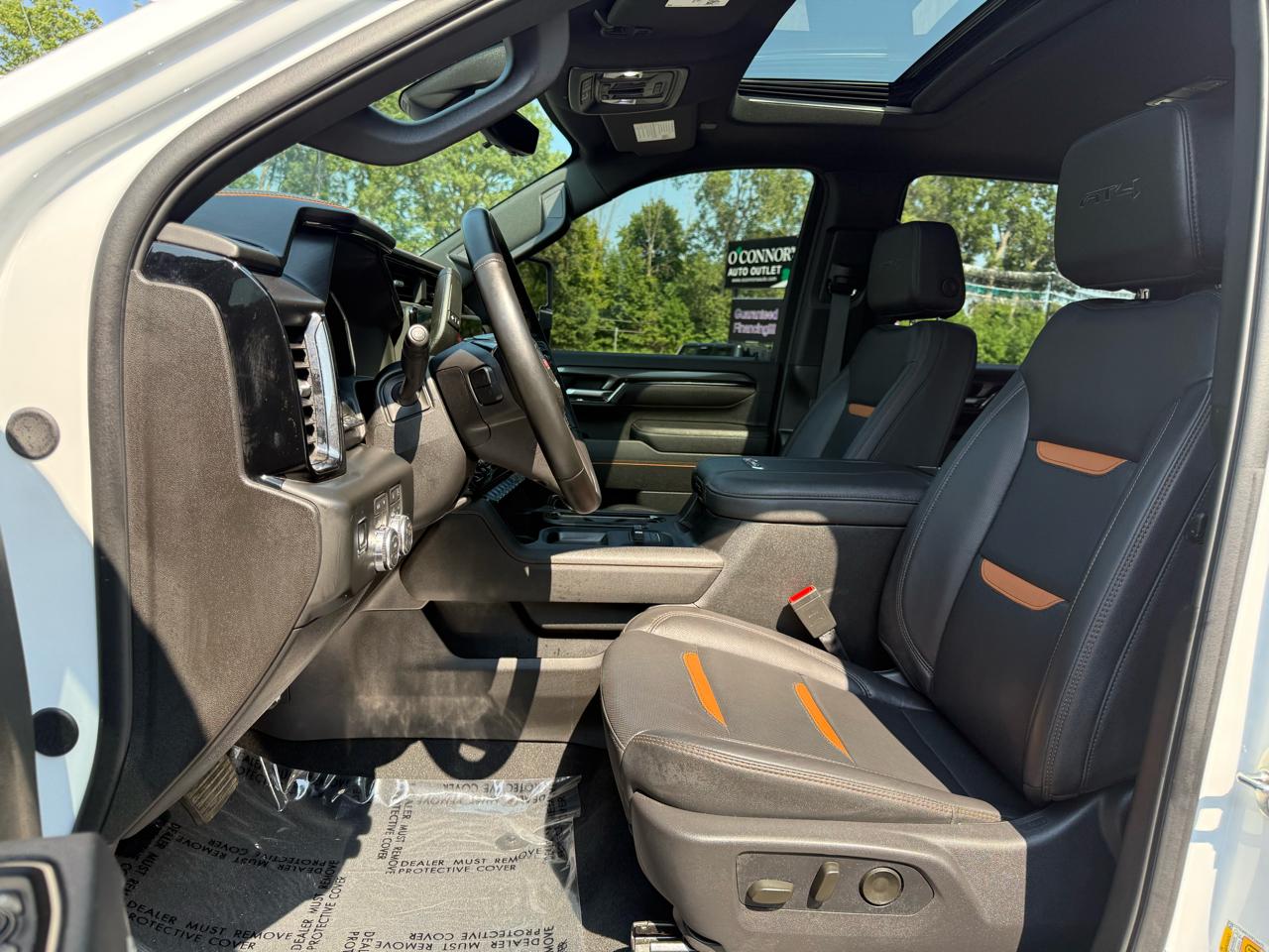 GMC Sierra 2500HD 4WD Crew Cab 159" AT4 2026