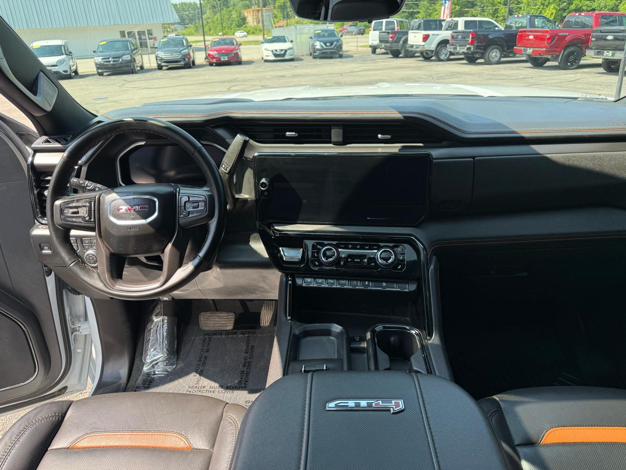 GMC Sierra 2500HD 4WD Crew Cab 159" AT4 2026