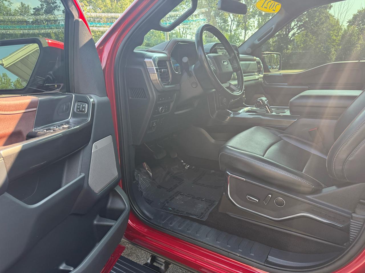 Ford F-150 4WD SuperCrew 145" Lariat 2021
