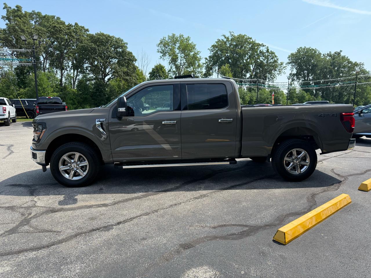Ford F-150 XLT 4WD SuperCrew 5.5' Box 2025