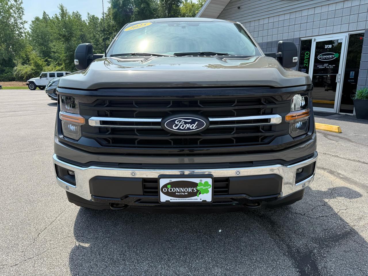 Ford F-150 XLT 4WD SuperCrew 5.5' Box 2025