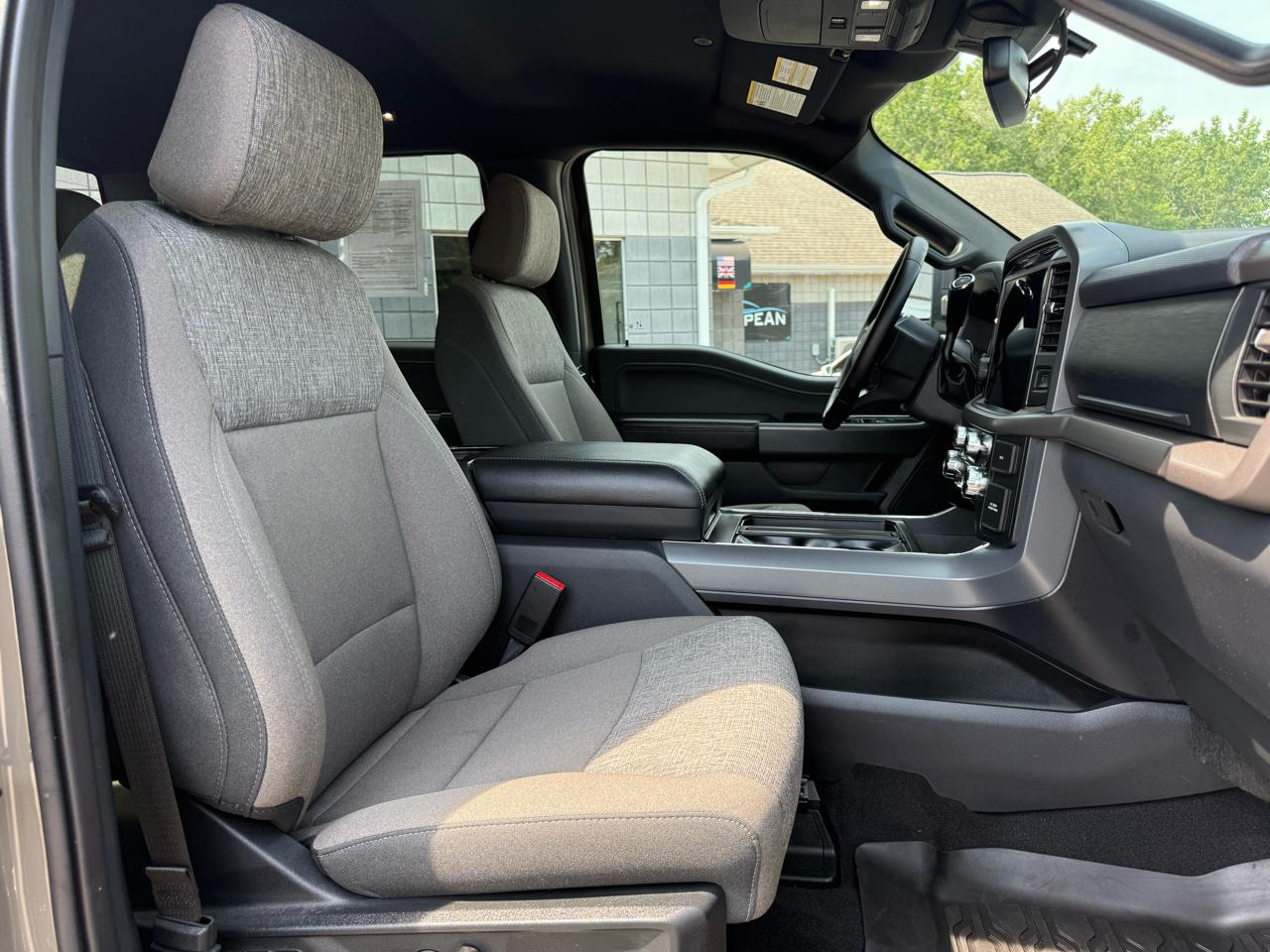 Ford F-150 XLT 4WD SuperCrew 5.5' Box 2025