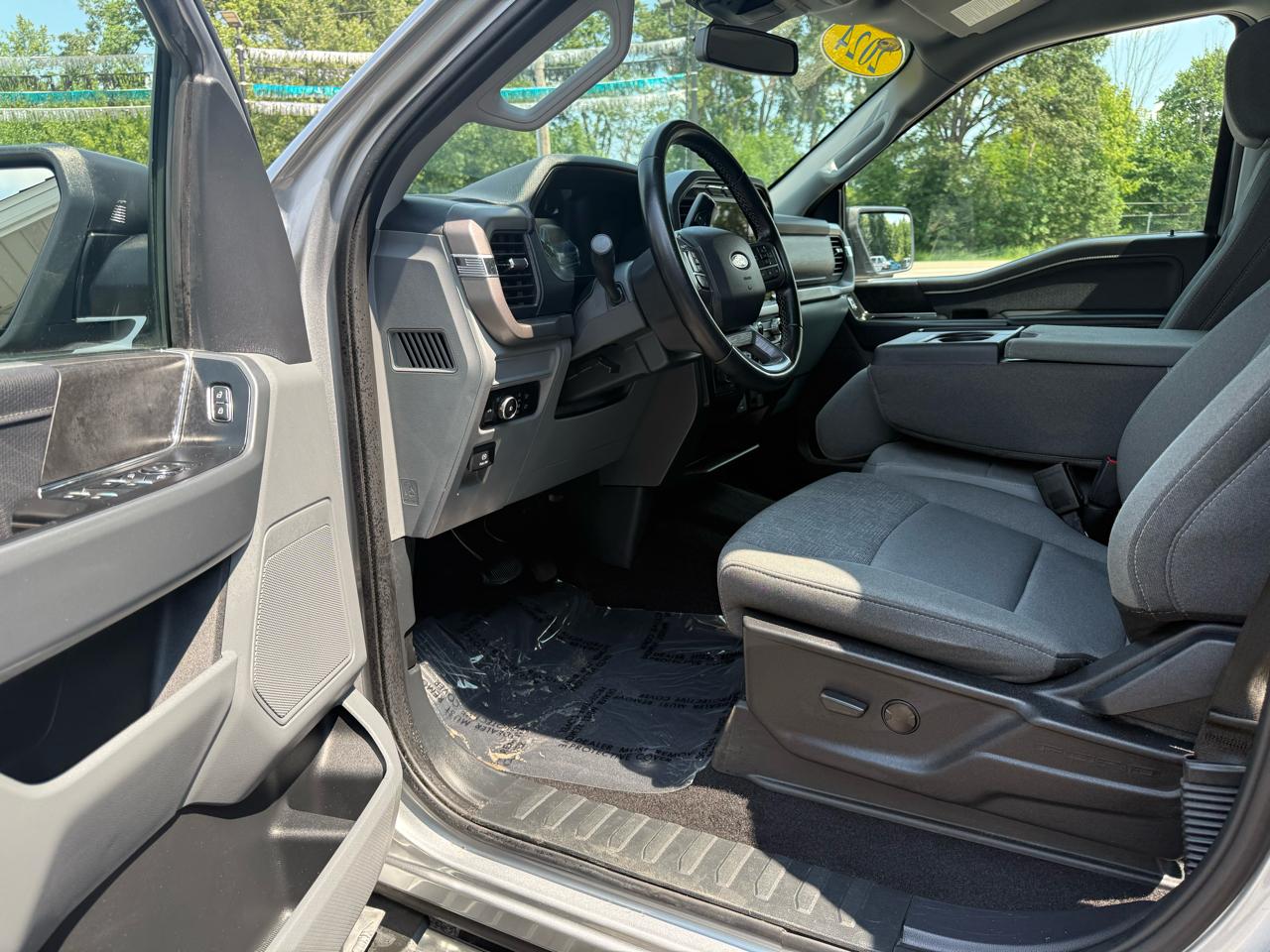 Ford F-150 XLT 4WD SuperCrew 5.5' Box 2024