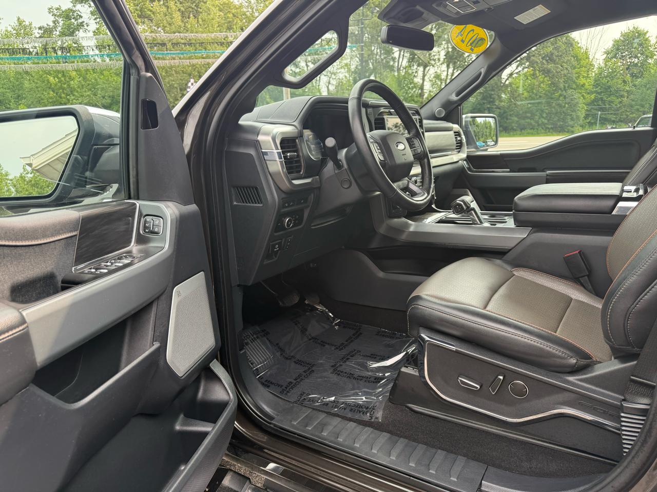Ford F-150 Lariat 4WD SuperCrew 5.5' Box 2024