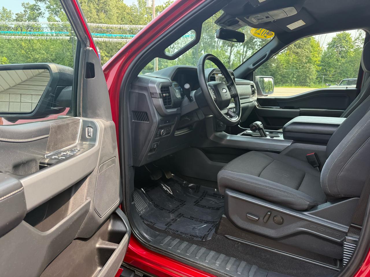 Ford F-150 XLT 4WD SuperCrew 5.5' Box 2025