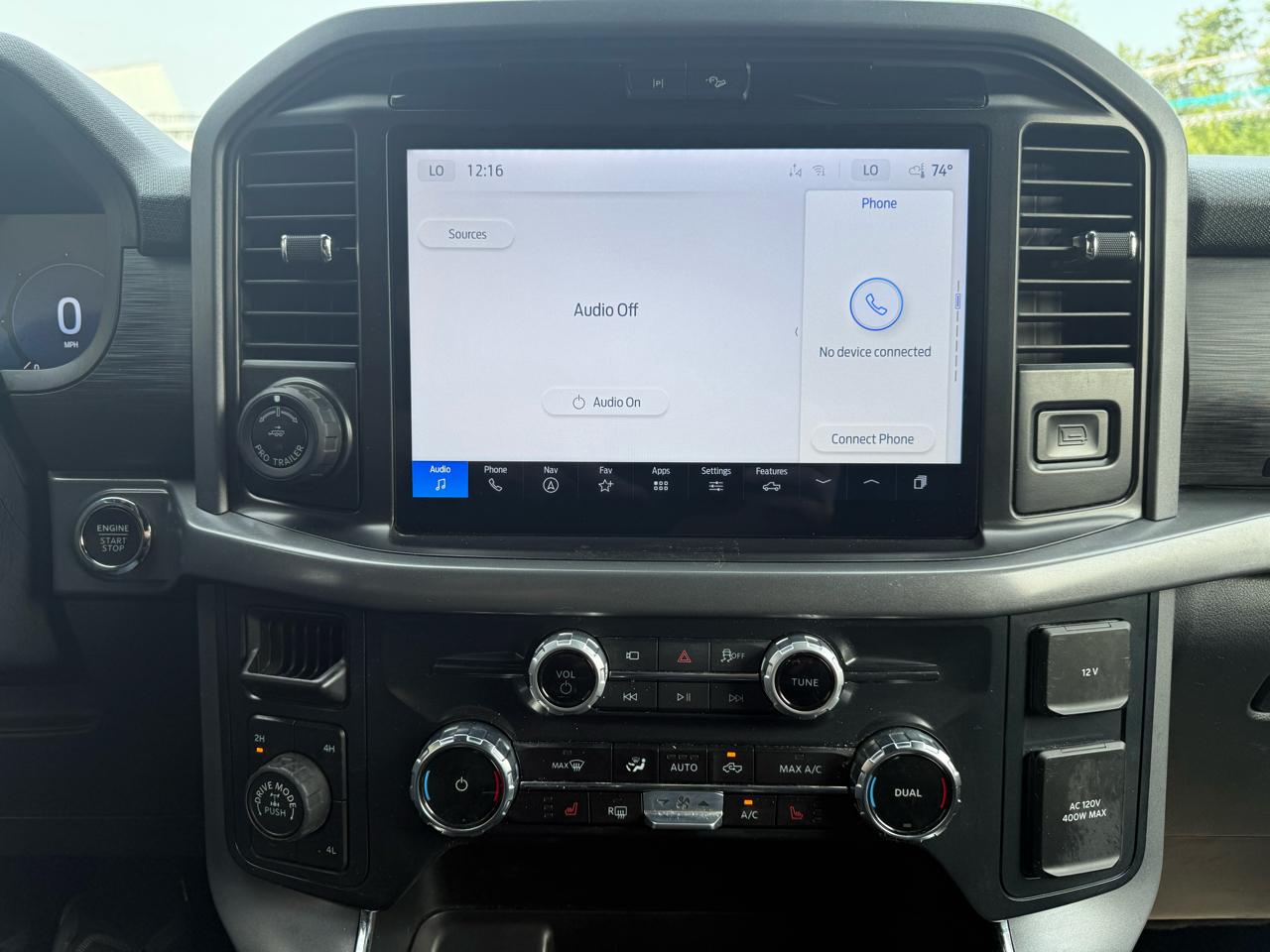 Ford F-150 XLT 4WD SuperCrew 5.5' Box 2025