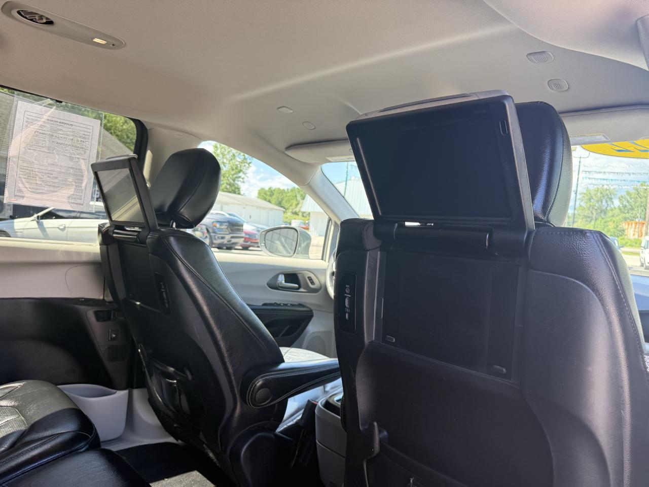 Chrysler Pacifica  2022