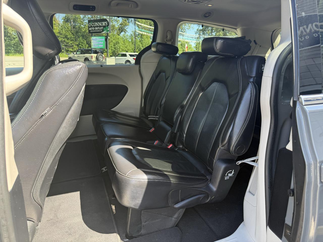 Chrysler Pacifica  2022