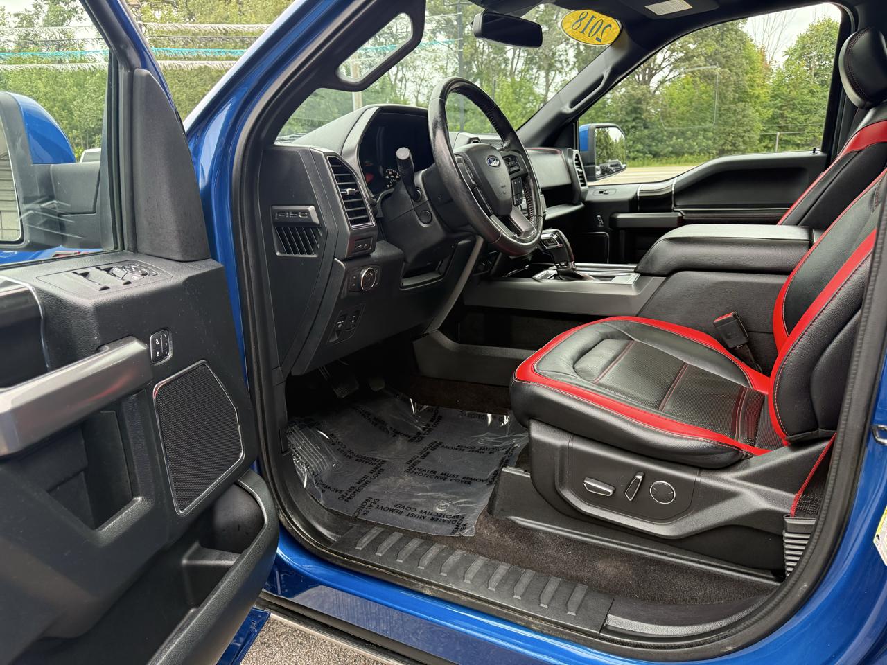 Ford F-150 SuperCrew 150" Lariat 4WD 2018